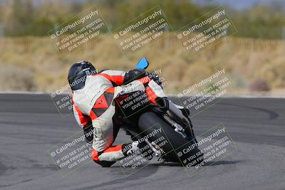 media/Nov-28-2022-Moto Forza (Mon) [[c5a51e62ca]]/A Group/Session 3 (Turn 3 Backside)/